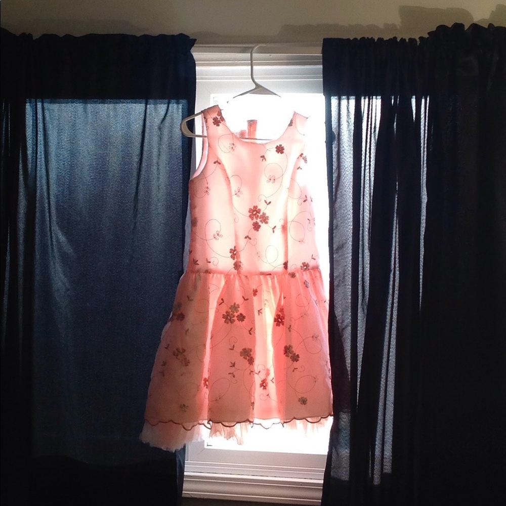 Pink detailed dress
